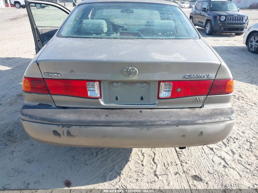 2000 Toyota Camry Le V6 VIN: JT2BF28K4Y0250919 Lot: 43761593