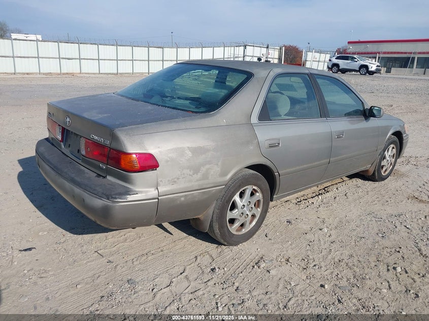 JT2BF28K4Y0250919 2000 TOYOTA CAMRY photo no. 4