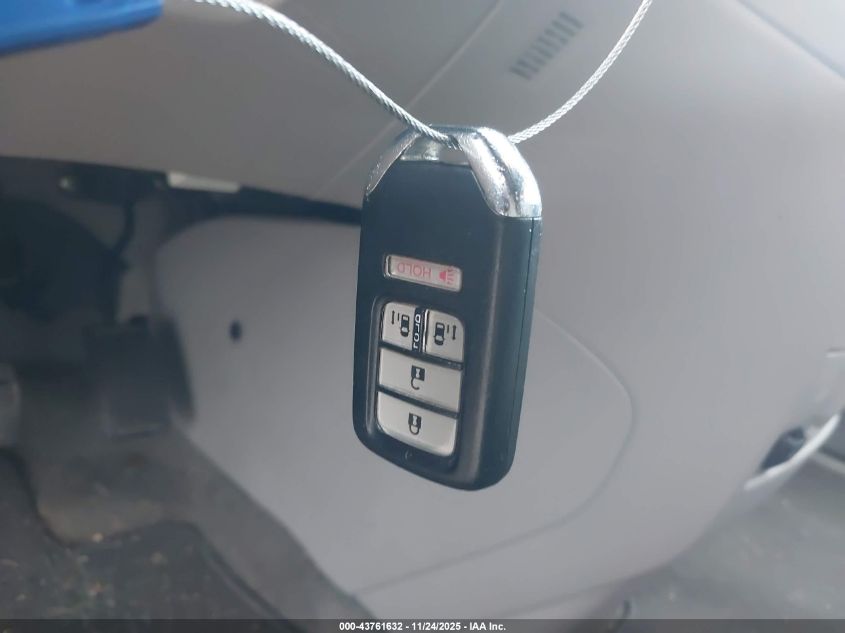 2017 Honda Odyssey Se VIN: 5FNRL5H32HB001206 Lot: 43761632