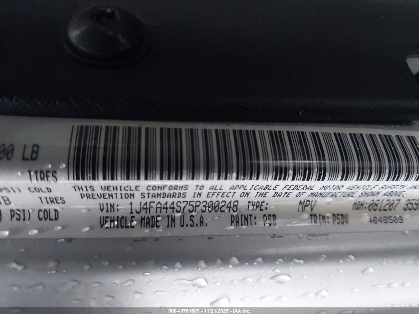 2005 Jeep Wrangler Unlimited VIN: 1J4FA44S75P300248 Lot: 43761689