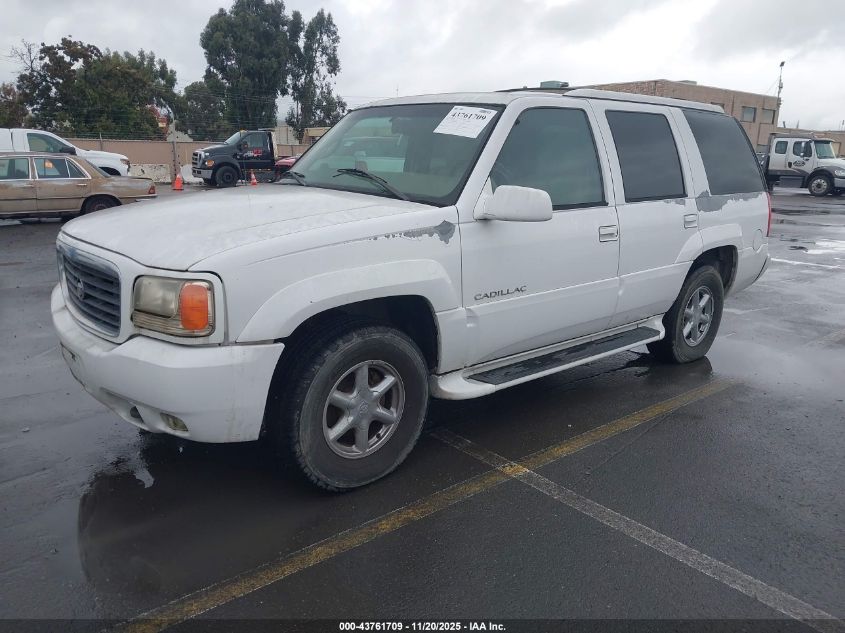 1GYEK13R1XR407597 1999 CADILLAC ESCALADE photo no. 2