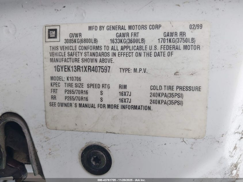 1999 Cadillac Escalade Standard VIN: 1GYEK13R1XR407597 Lot: 43761709