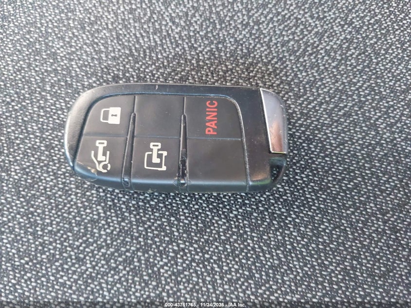 2022 Ram Promaster 2500 Low Roof 136 Wb VIN: 3C6LRVVG2NE102895 Lot: 43761765