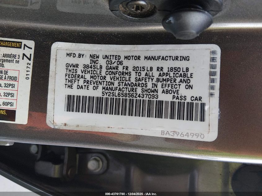 2006 Pontiac Vibe VIN: 5Y2SL65856Z437093 Lot: 43761780