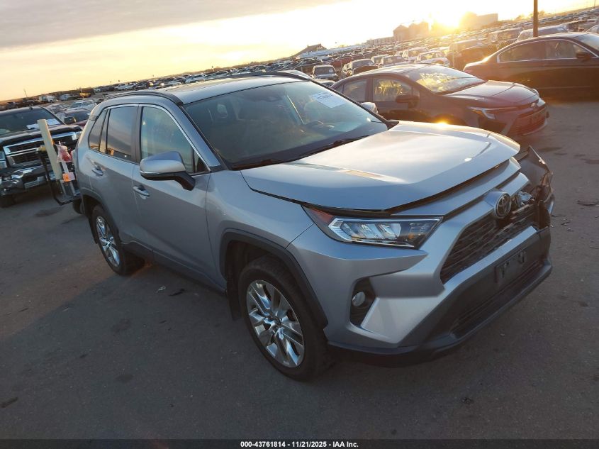 TOYOTA RAV4 XLE PREMIUM