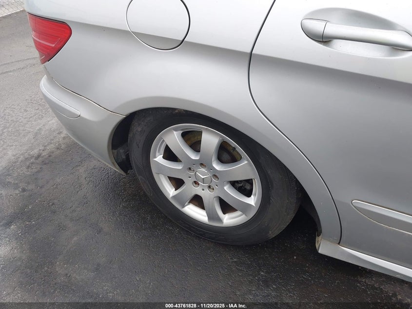 2006 Mercedes-Benz R 350 4Matic VIN: 4JGCB65E96A023581 Lot: 43761828