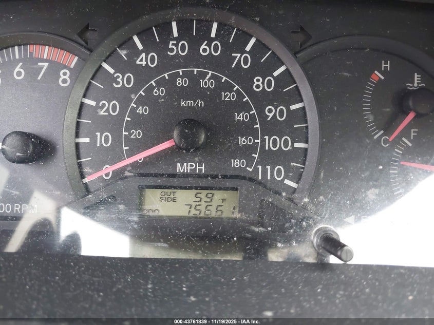 1NXBR32E85Z476971 2005 TOYOTA COROLLA photo no. 7