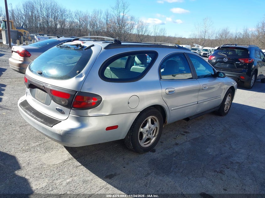 2000 Ford Taurus Se