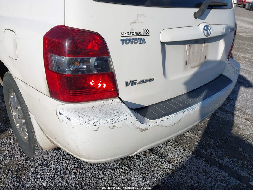 2004 Toyota Highlander V6 VIN: JTEEP21A940038610 Lot: 43761848