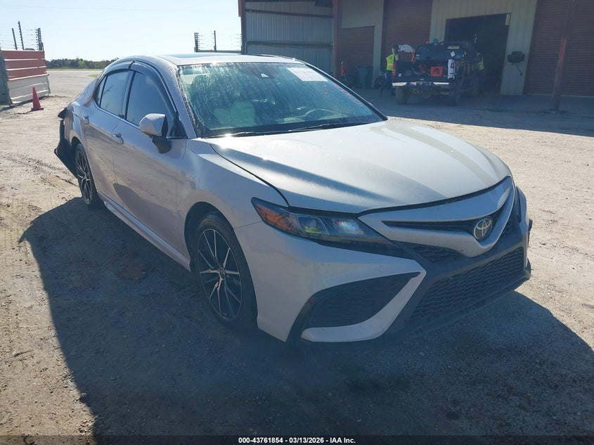 2022 Toyota Camry Se