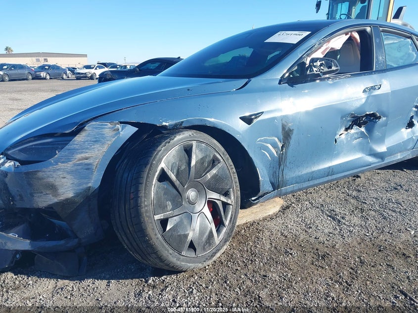 2026 Tesla Model S Plaid VIN: 5YJSA1E65TF555170 Lot: 43761900