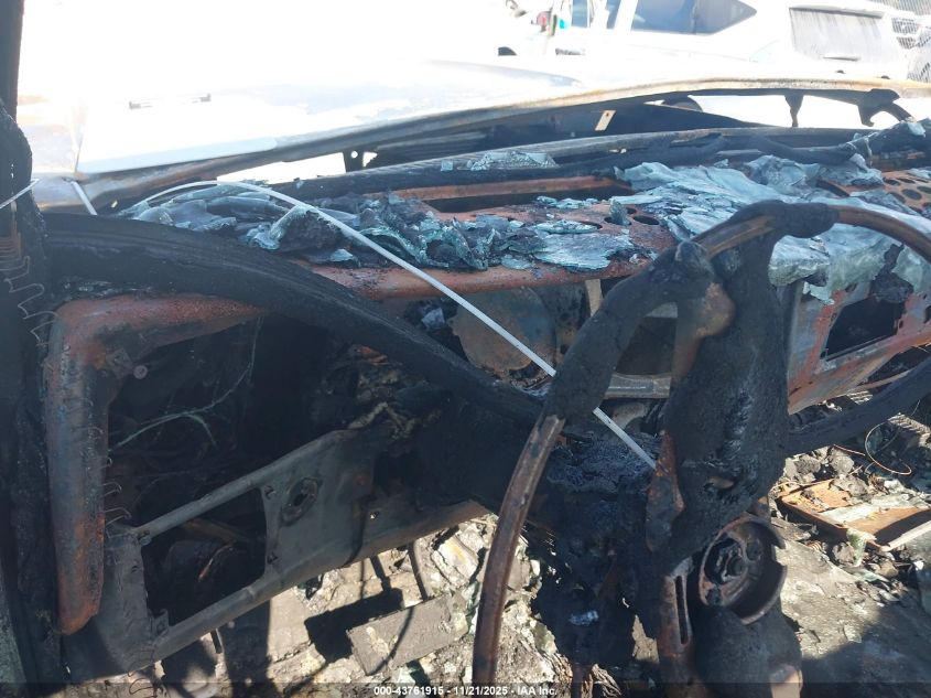 1986 Chevrolet C10 VIN: 1GCDC14HXGF441138 Lot: 43761915