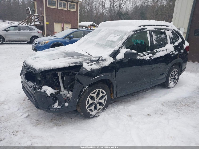 Vin: jf2skaec5ph529081, lot: 44257349, subaru forester premium 20232
