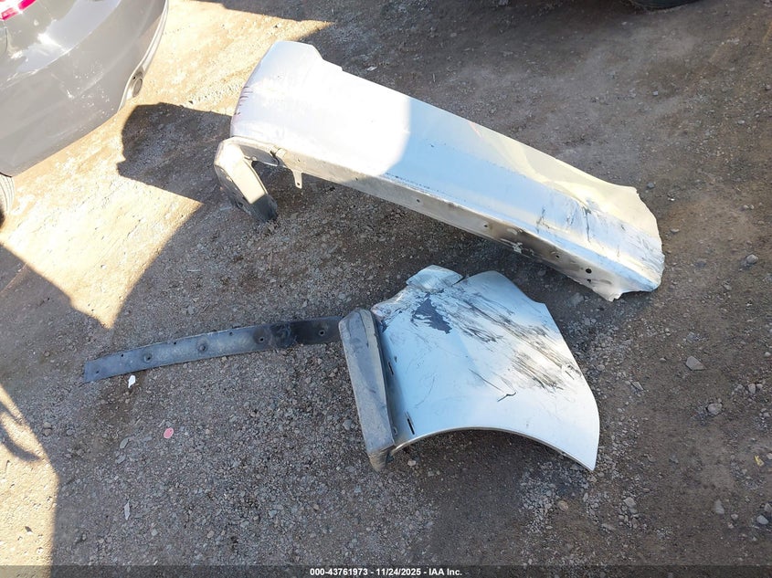 2005 Toyota Prius VIN: JTDKB20U053098440 Lot: 43761973