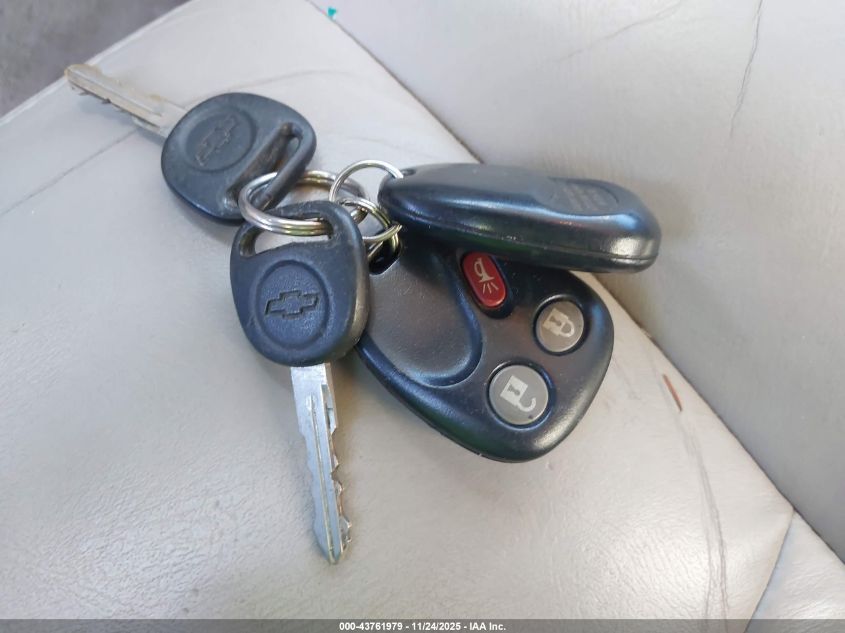 2005 Chevrolet Suburban 1500 Z71 VIN: 3GNFK16ZX5G161739 Lot: 43761979