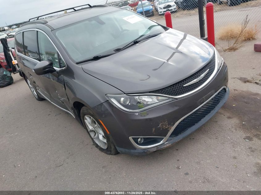 CHRYSLER PACIFICA TOURING-L