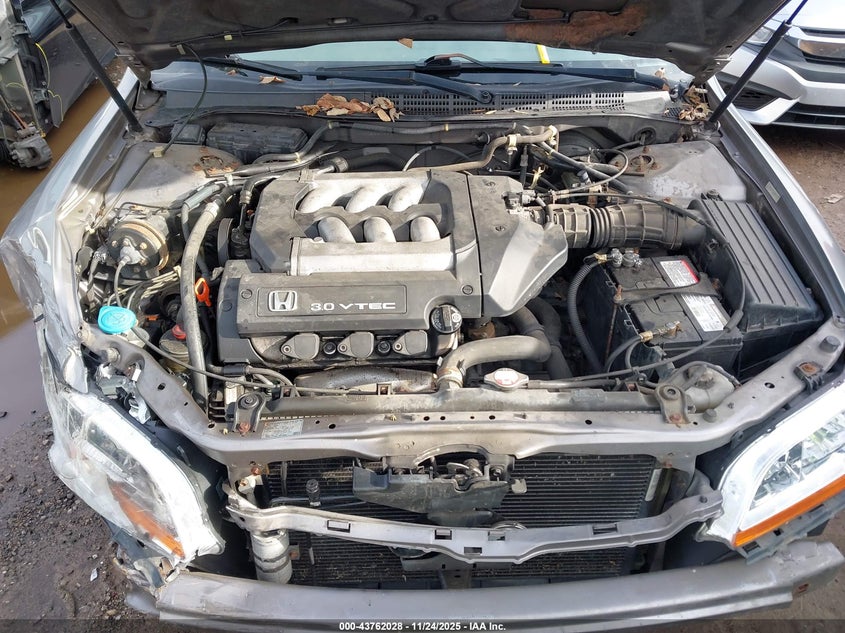 2000 Honda Accord 3.0 Ex VIN: 1HGCG1658YA097313 Lot: 43762028