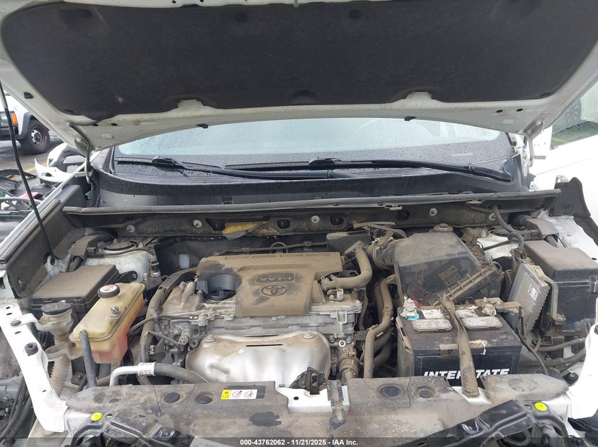 JTMWFREV0JJ198642 2018 TOYOTA RAV 4 photo no. 10