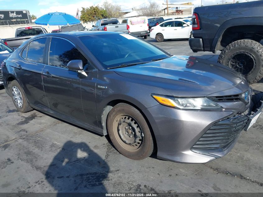 TOYOTA CAMRY HYBRID LE