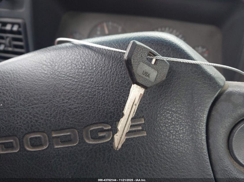 1994 Dodge Ram 1500 VIN: 1B7HC16Y7RS674290 Lot: 43762144