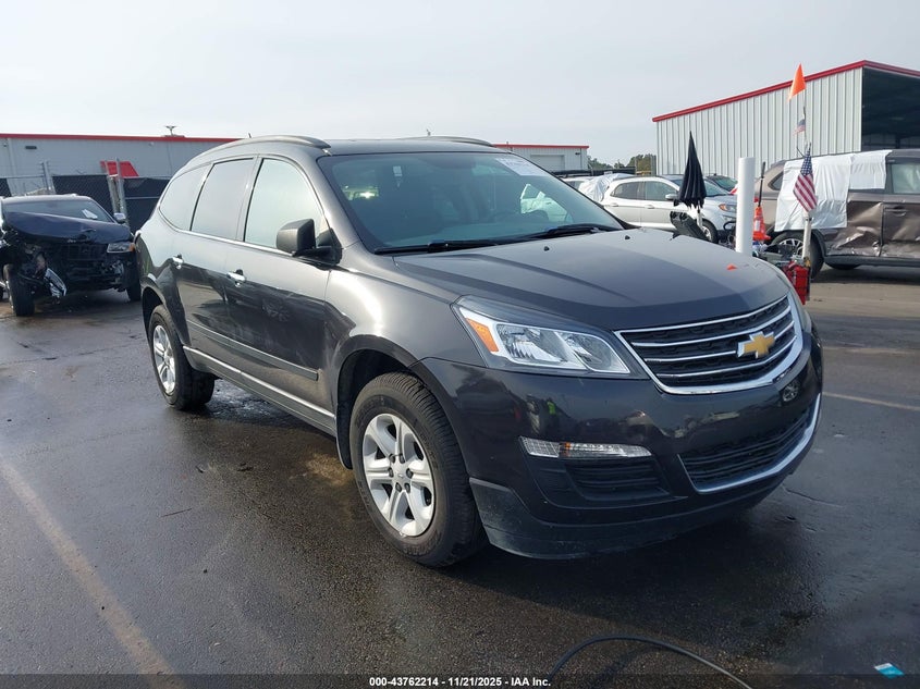 CHEVROLET TRAVERSE LS