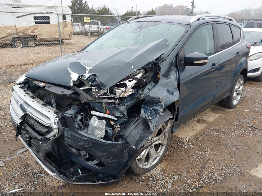 1FMCU9J98KUB43417 2019 FORD ESCAPE photo no. 2