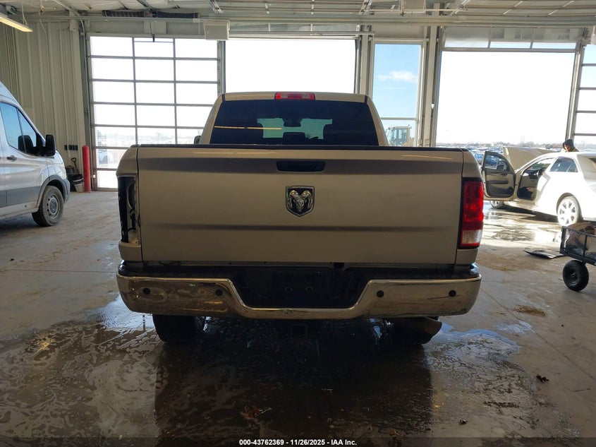 2018 Ram 3500 Tradesman 4X2 6'4 Box VIN: 3C63R2CLXJG228788 Lot: 43762369