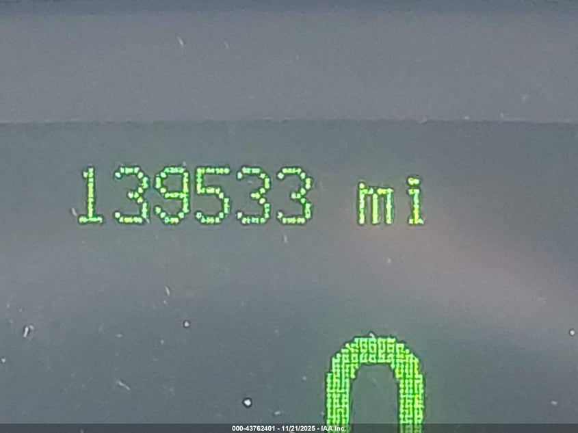 2008 Mercury Grand Marquis Ls VIN: 2MEFM75V38X611888 Lot: 43762401