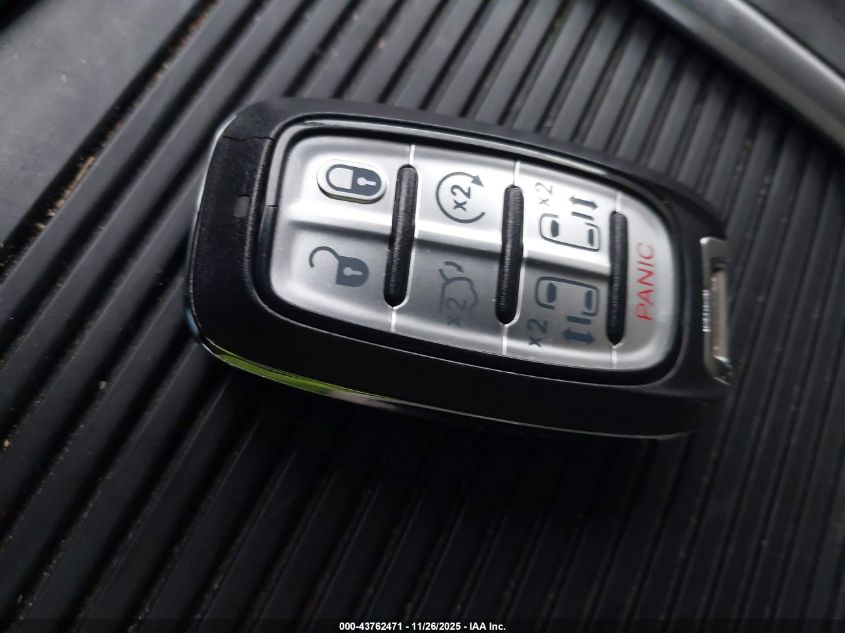 2021 Chrysler Pacifica Hybrid Touring L VIN: 2C4RC1L77MR578377 Lot: 43762471