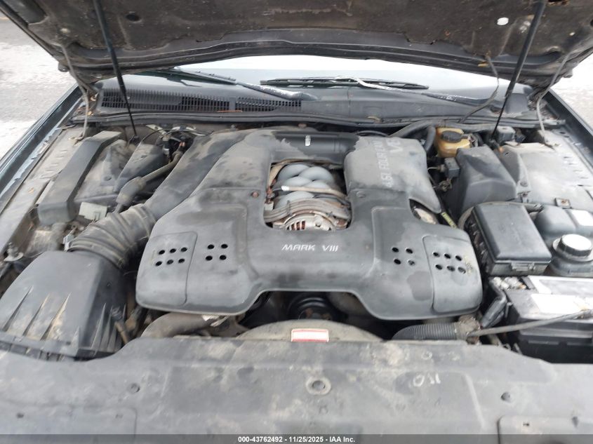 1994 Lincoln Mark Viii VIN: 1LNLM91V2RY695690 Lot: 43762492