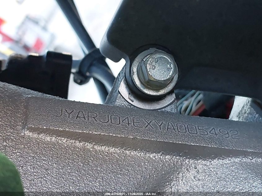 2000 Yamaha Yzfr6 L VIN: JYARJ04EXYA005492 Lot: 43762501