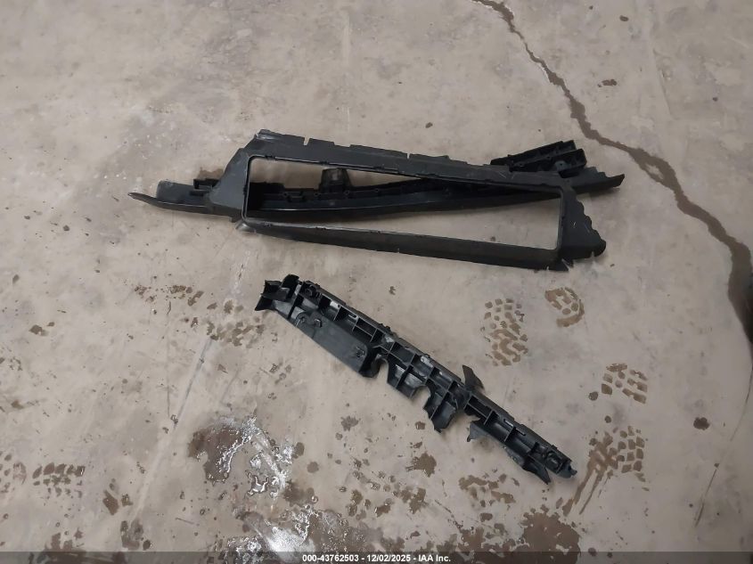 2025 Ford Explorer Platinum VIN: 1FMUK8HH4SGC80872 Lot: 43762503