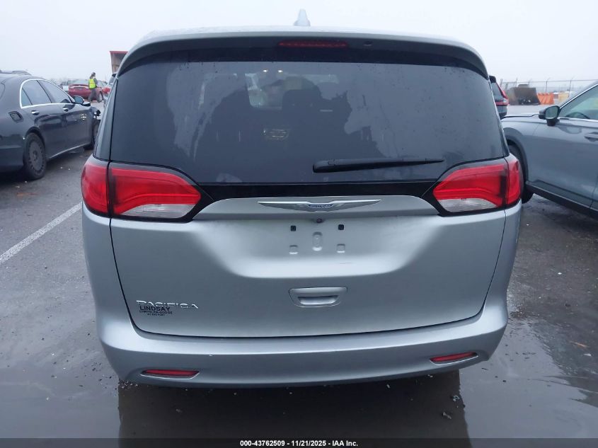 2017 Chrysler Pacifica Touring VIN: 2C4RC1DG0HR711968 Lot: 43762509