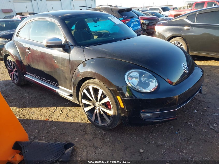 VOLKSWAGEN BEETLE 2.0T TURBO LAUNCH EDITION