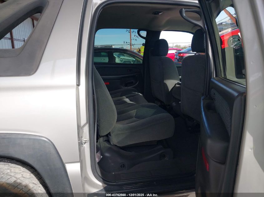 2004 Chevrolet Avalanche 1500 VIN: 3GNEC12T84G230856 Lot: 43762568