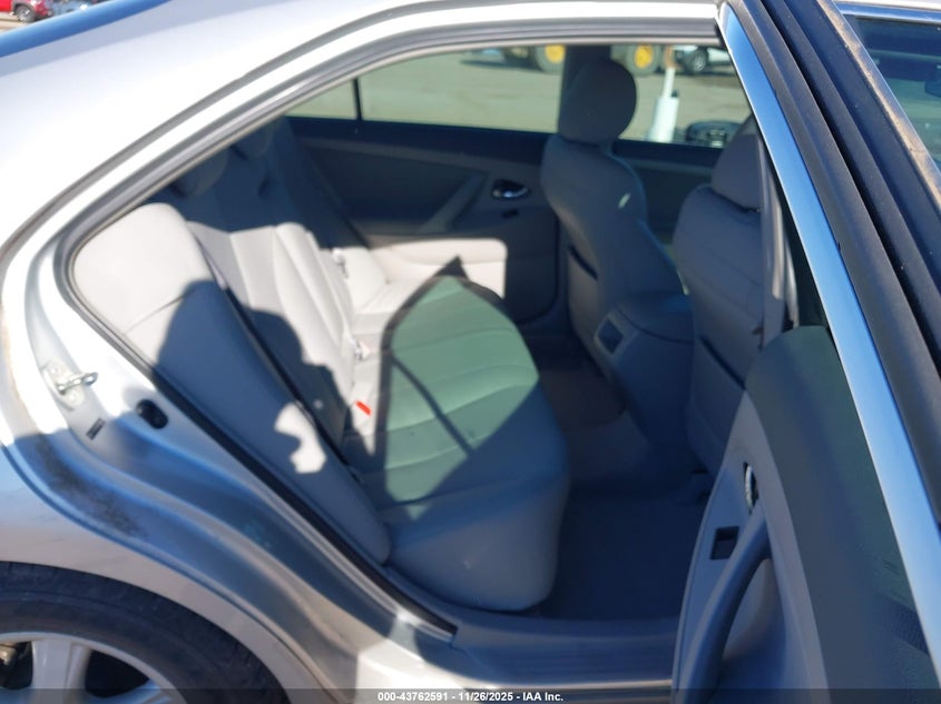 2009 Toyota Camry Le VIN: 4T1BE46K49U360674 Lot: 43762591