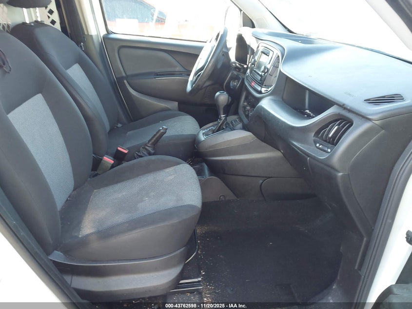 ZFBHRFAB0K6M51332 2019 RAM PROMASTER CITY photo no. 5