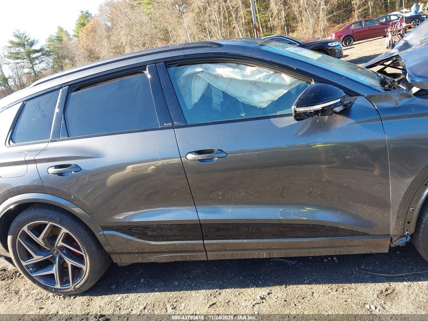 2025 Audi Sq6 E-Tron Premium Plus Quattro VIN: WA125BGF8SA070028 Lot: 43762616