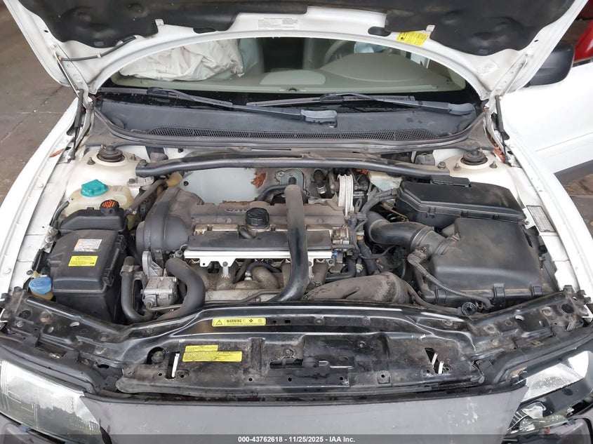 2004 Volvo Xc70 2.5T VIN: YV1SZ59H141133283 Lot: 43762618