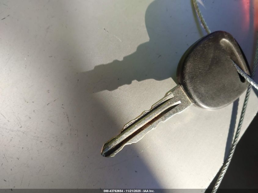 2005 Cadillac Srx V6 VIN: 1GYEE637950100263 Lot: 43762654