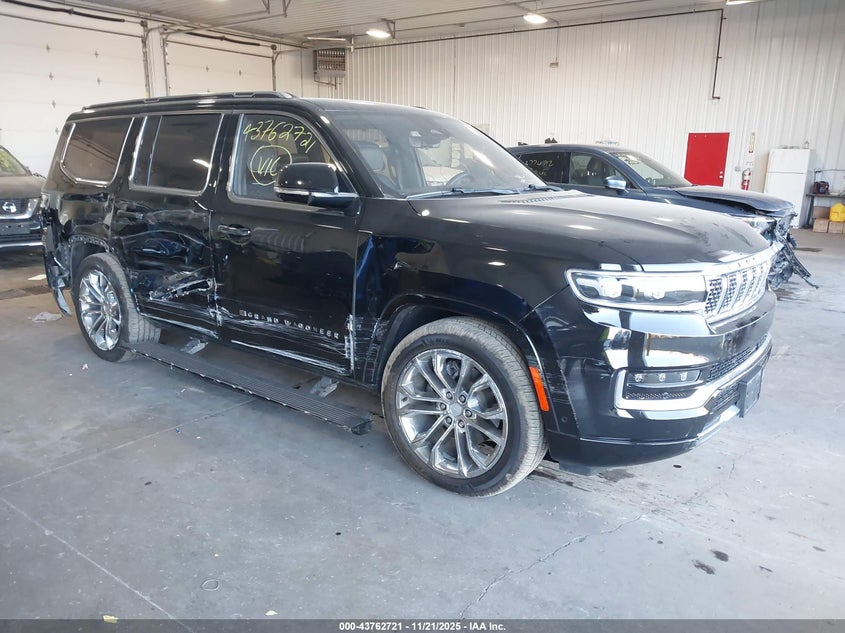 JEEP GRAND WAGONEER SERIES II 4X4