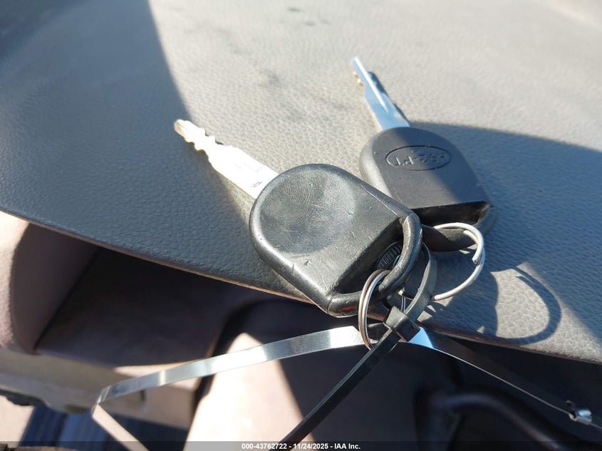 2005 Ford Freestar S VIN: 2FMZA50635BA50561 Lot: 43762722