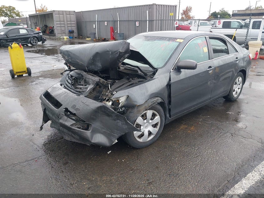 4T1BE46KX7U180225 2007 TOYOTA CAMRY photo no. 2