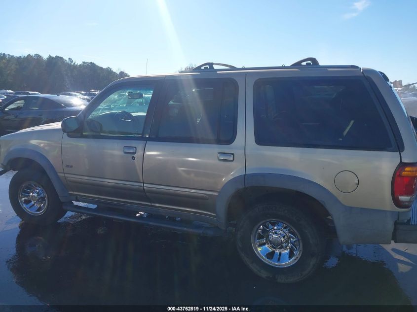 2000 Ford Explorer Xls VIN: 1FMZU62X4YZB82622 Lot: 43762819