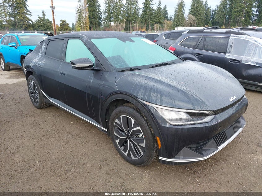 KIA EV6 LIGHT LONG RANGE