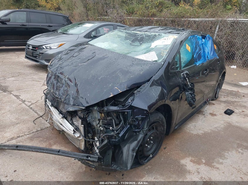 5YFB4MDE0SP229037 2025 TOYOTA COROLLA photo no. 2