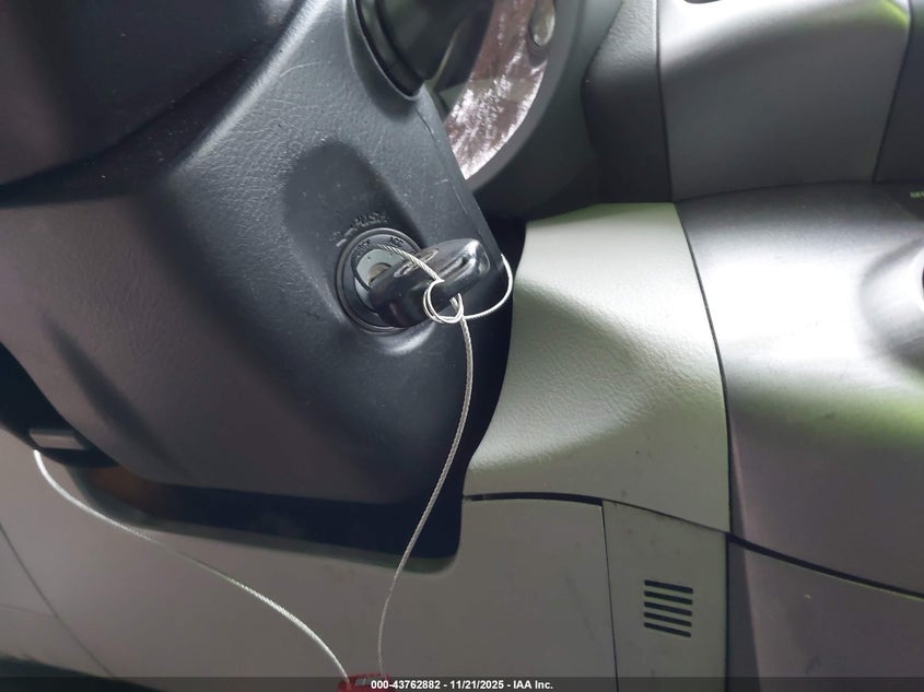 2009 Toyota Rav4 VIN: JTMBF33V49D017728 Lot: 43762882