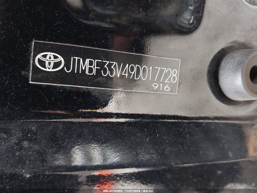 2009 Toyota Rav4 VIN: JTMBF33V49D017728 Lot: 43762882