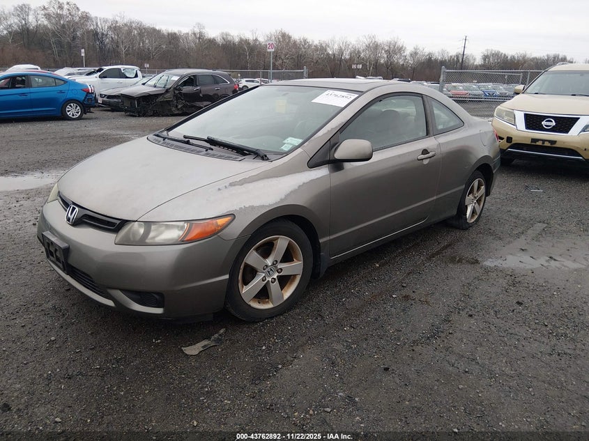 2HGFG12978H526447 2008 HONDA CIVIC photo no. 2
