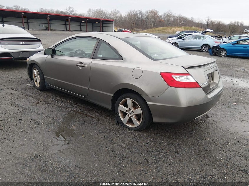 2HGFG12978H526447 2008 HONDA CIVIC photo no. 3